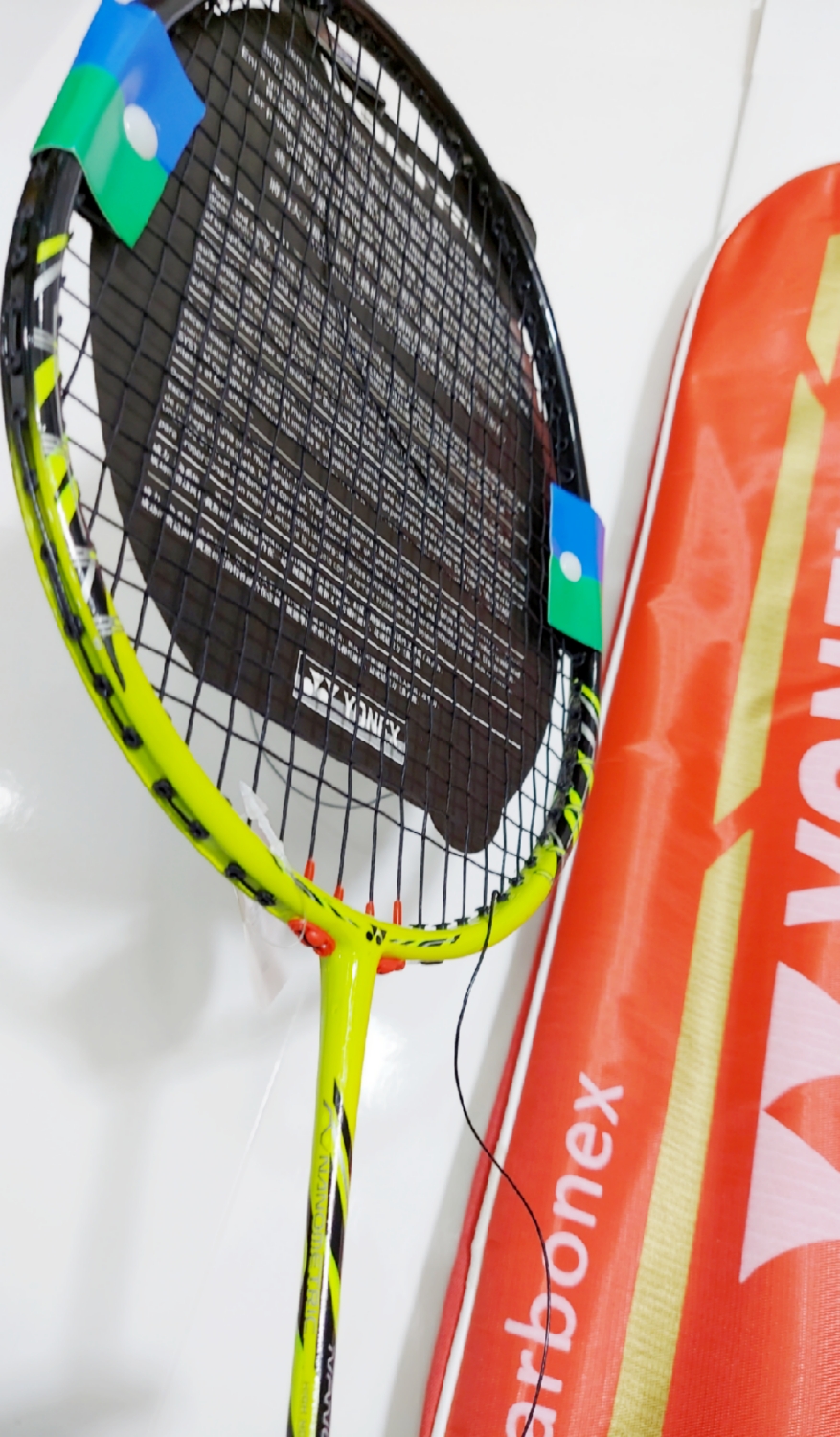 Yonex Badminton Racket String Tension 30 LBS Mashing Gadding - Multicolor. 