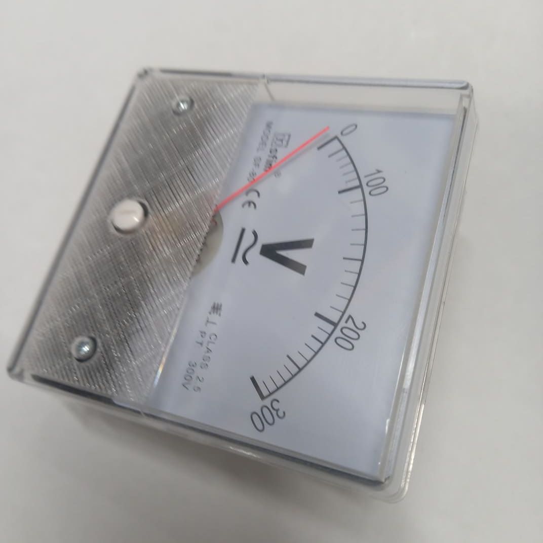 VOLTAGE Meter AC Analog Voltage Meter 0-300V Gauge Square Panel AC 0-300V Volt Voltage Meter 300V Analog Panel Volt Voltage Meter 85L1 For AC 220V Line Powerpoints Switches & Savers. 