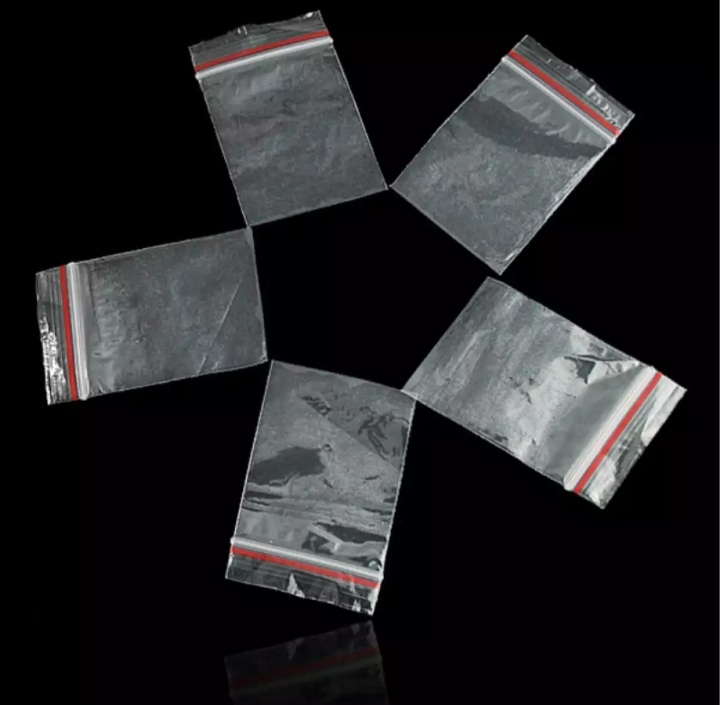 Mini Size Zip.lock Bag ( 1.5×2 cm) - 100 Pcs. 