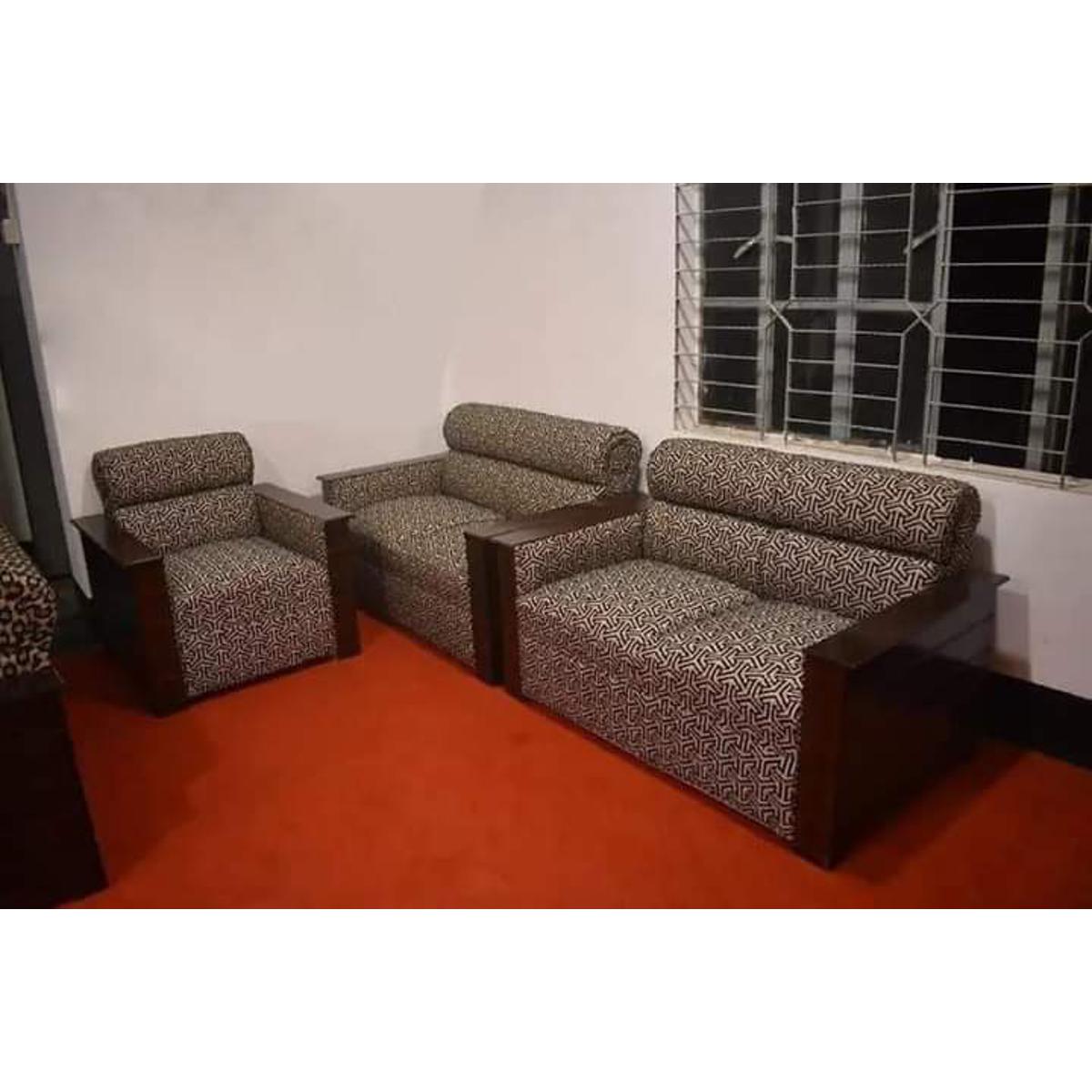 Sofa Set Best Quality Malaysian & Gorzon Wood Processing