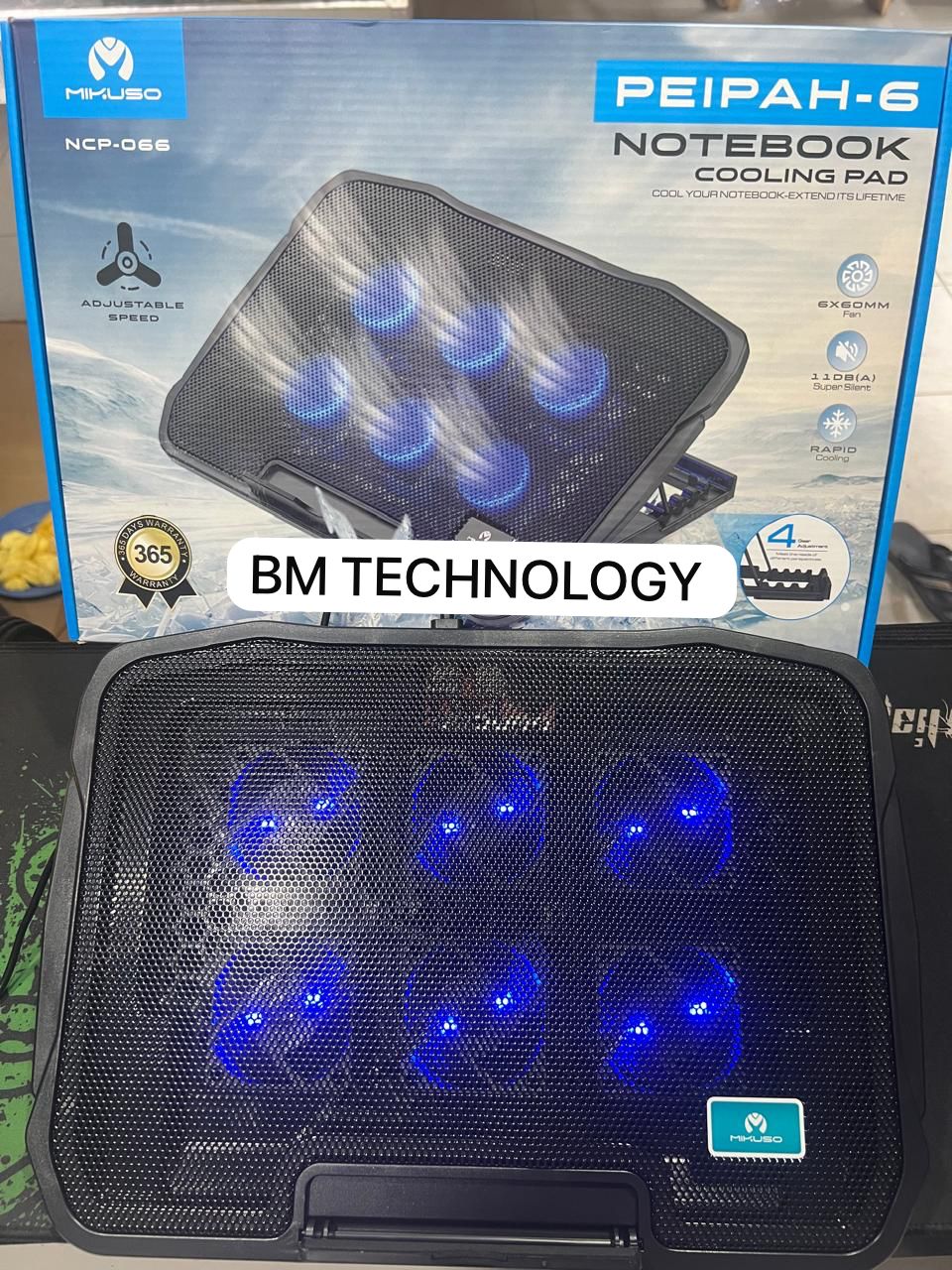 MIKUSO PEIPAH 6  LED FANS SUPER SILENT NOTEBOOK GAMING COOLING PAD (NCP-O66). 