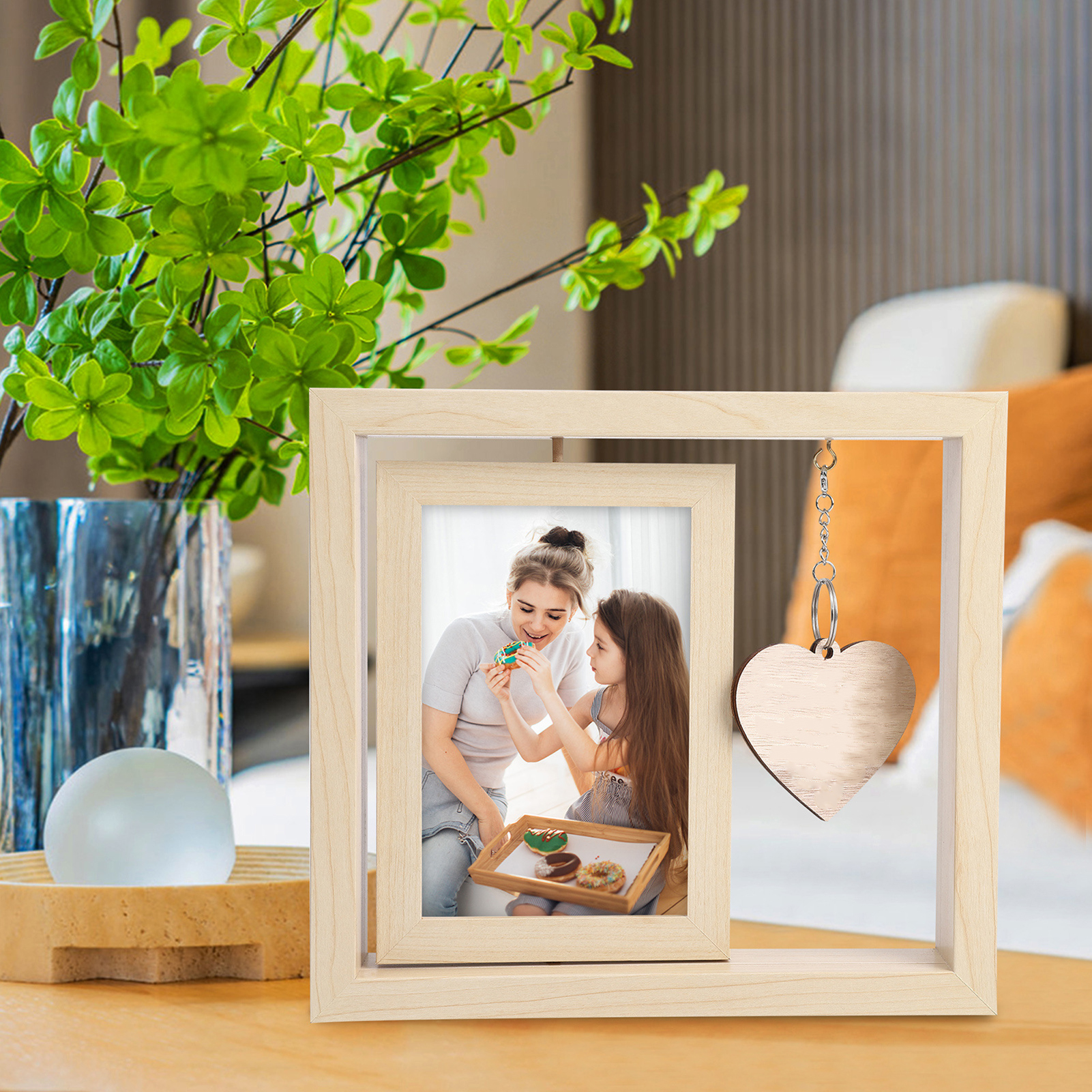 art-shaped Pendant Photo Frame Double Sided Rotating Wooden Picture Frame with Engravable art Pendant Home Decor Double-sided Photo Frame. 