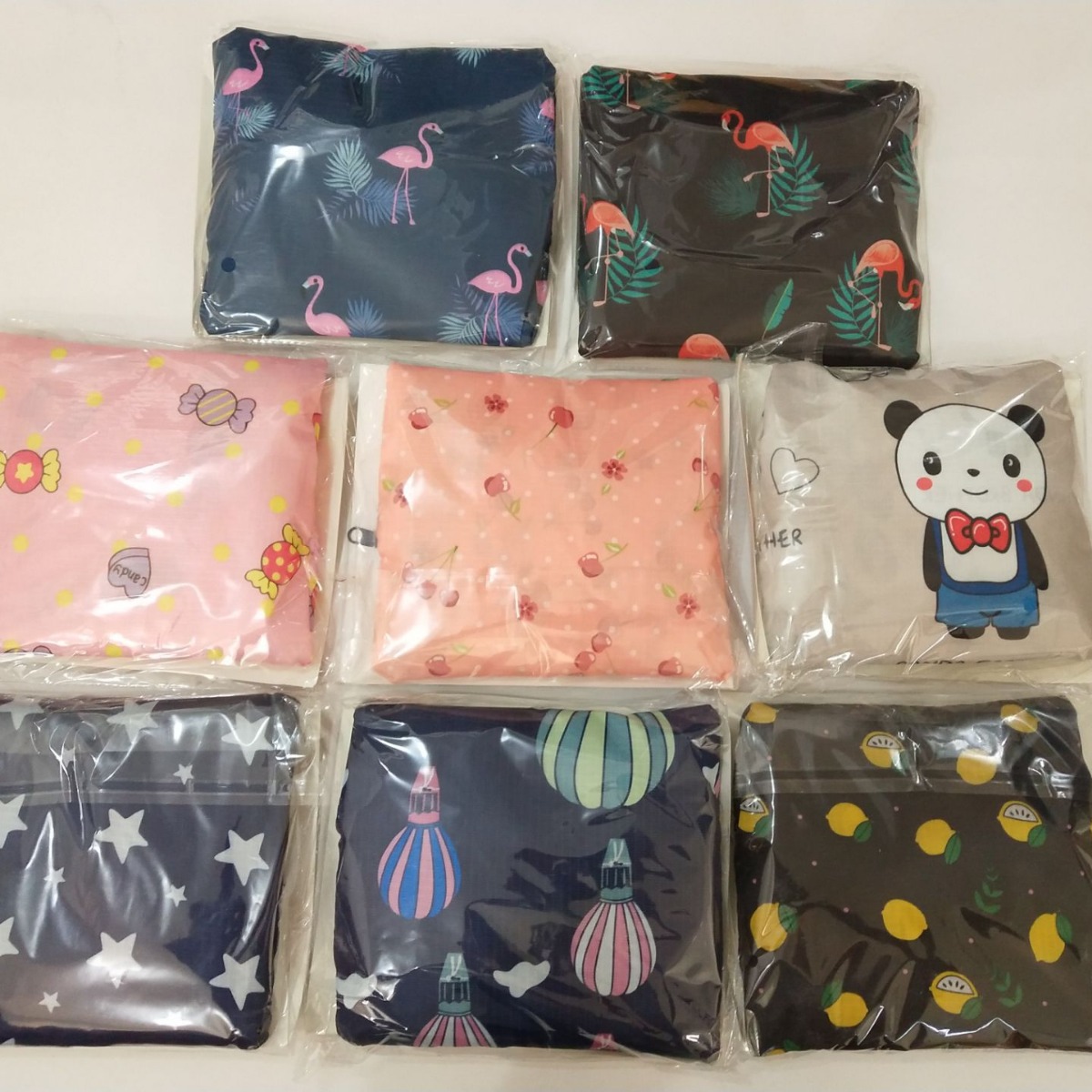 Travel carry-on bag, Korean travel organizer, foldable travel bag, organizer bag, duffel bag, storage bag. 