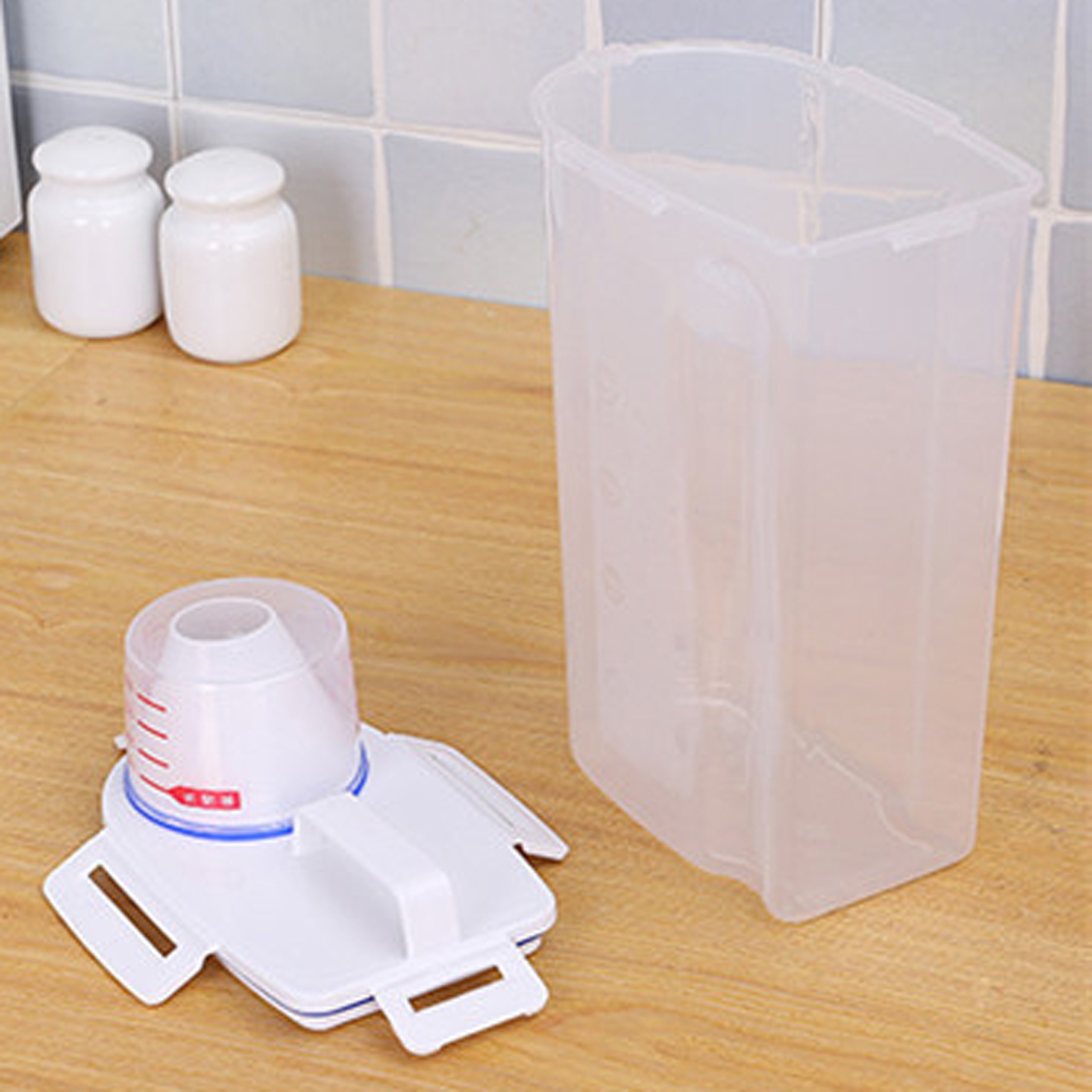 Rice Containers Airtight Large Capacity Plastic Clear Measuring Cup Rice Storage Bin for Kitchen. 
