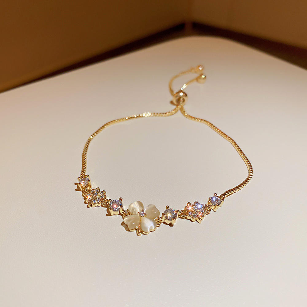 Opal Petals Opal Flower Bracelet Flower Charm Color Floral Bracelet Floral Fashion 's Eye Flower Bracelet for Wedding Accessory Party Gift Wedding Jewelry Bridal Jewelry
