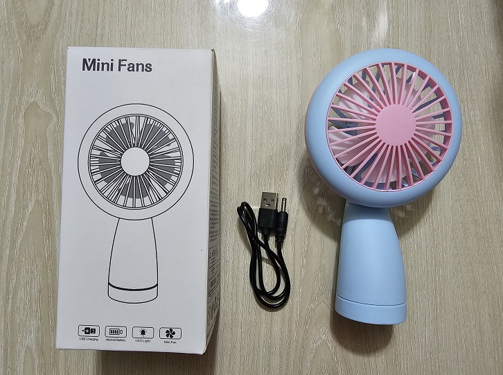 HQ66 Mini Fan With Light Rechargeable. 