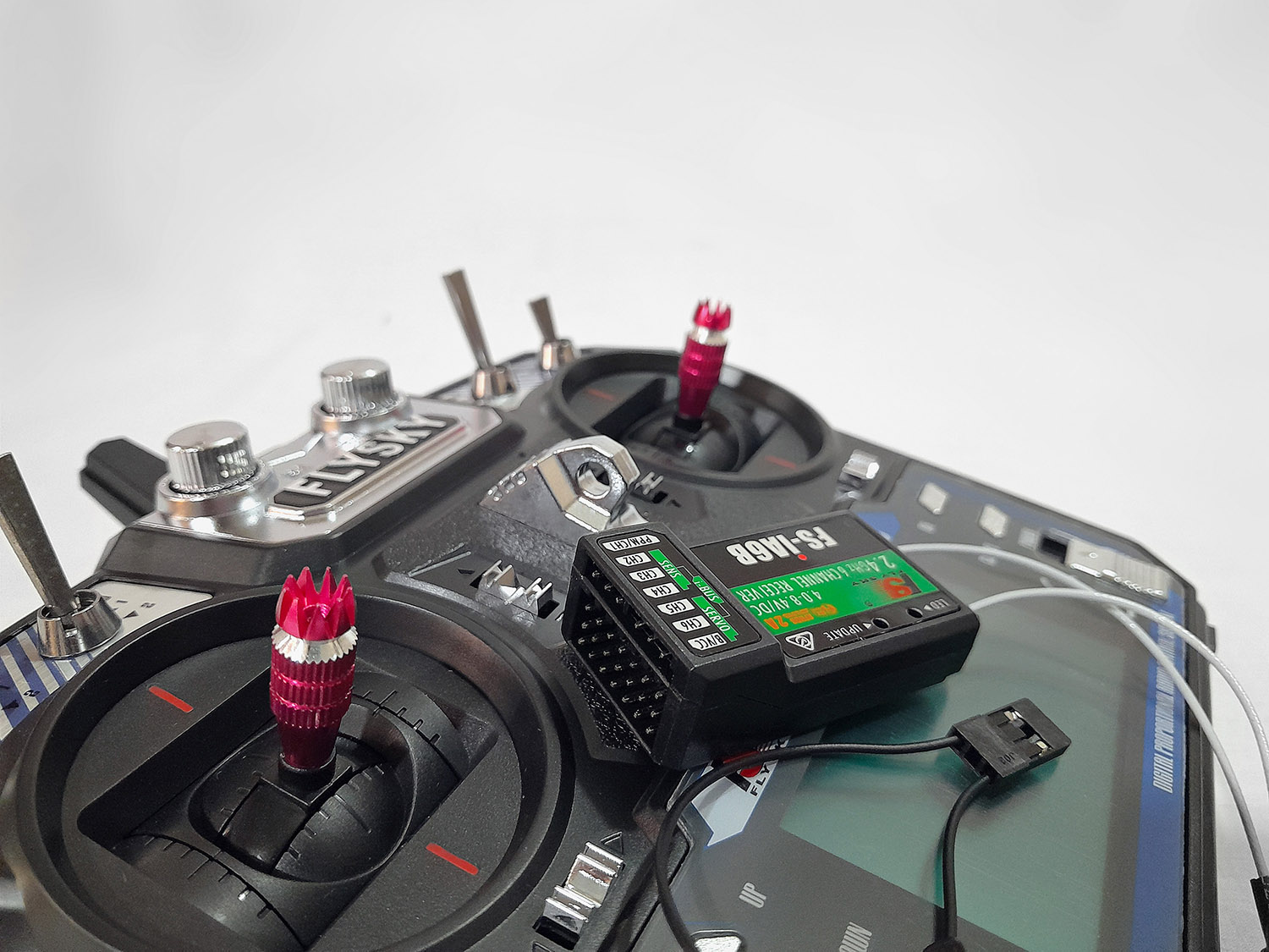 FlySky FS-i6 2.4G 6CH AFHDS RC Transmitter with FS-iA6 Receiver ( FSi6 / FS i6 ). 