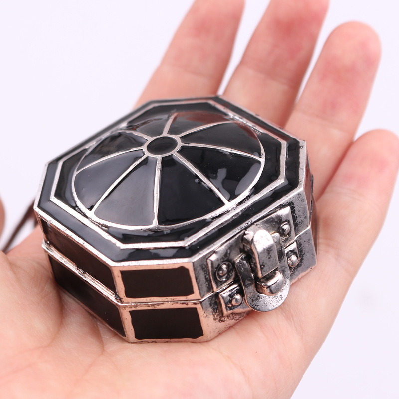 Pirates of the Caribbean Compass Necklace Travel Jewelry Vintage Locket Pendants Men Long Necklace Jack Sparrow Cosplay Costume. 