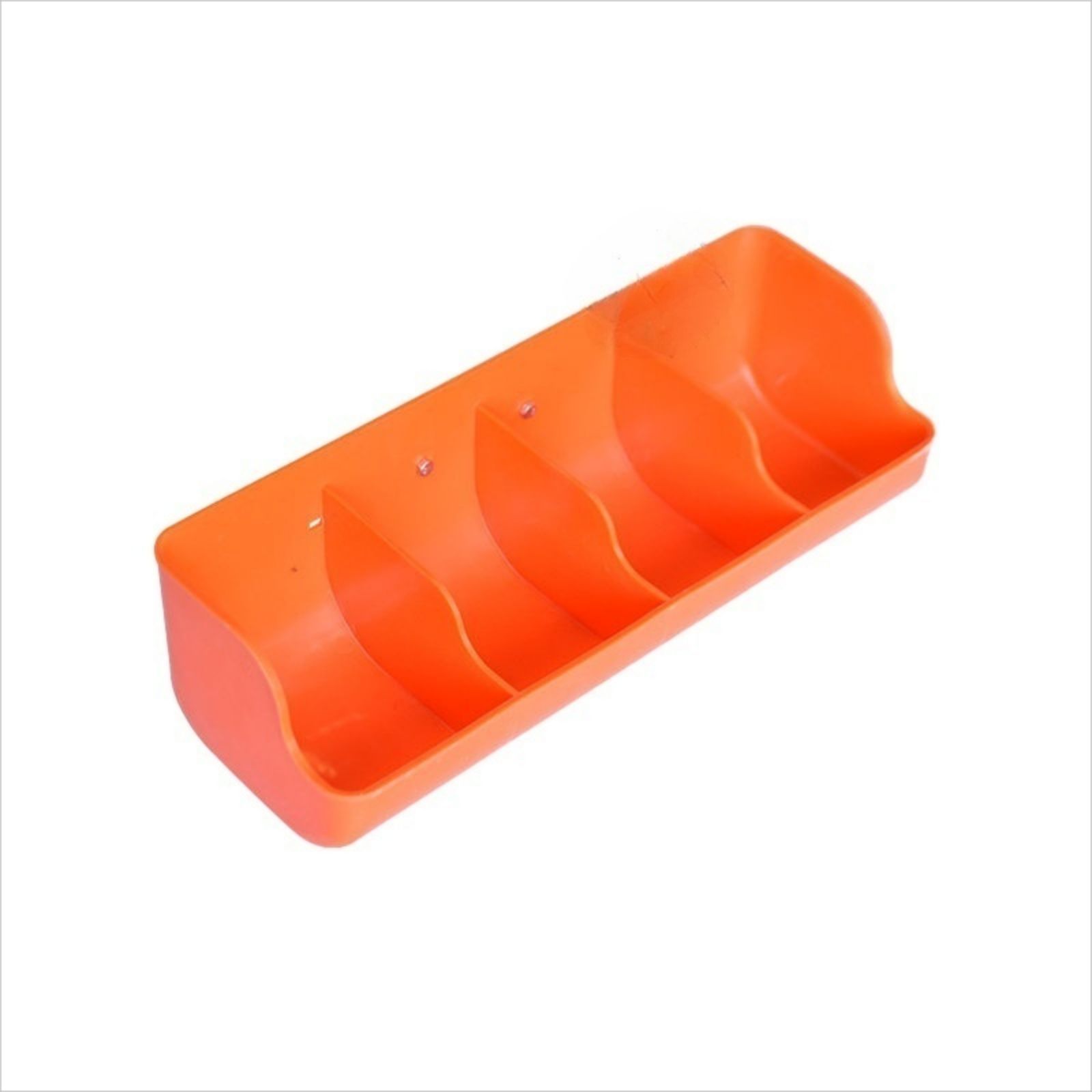 GC Pig Feed Trough, Wall Mounted Pig Feeder, 4 Grids Drinking Trough, 0-40 Centigrade Temperature Range Water Bowl, Farm Supply For Poultry, Livestock. 