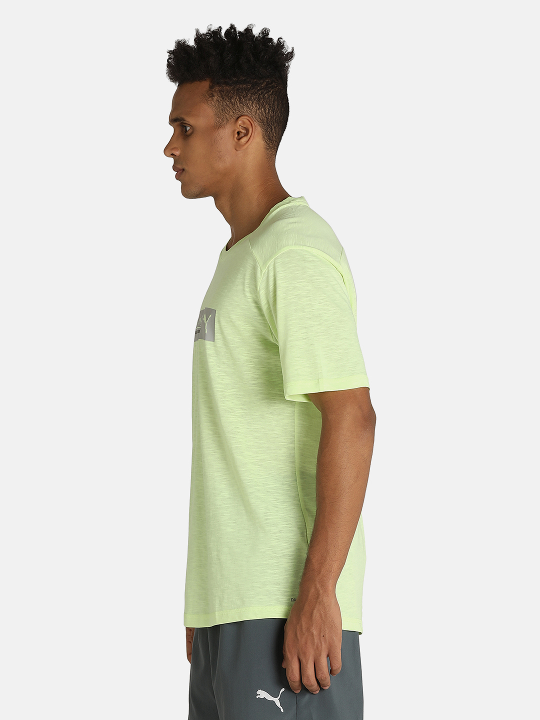 PUMA RUN LOGO SS TEE M Tee for Men. 