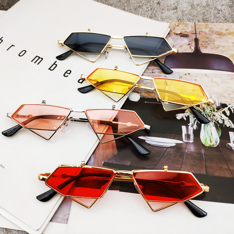 Popular Net Red TikTok Sunglasses Retro Women's Personal Korean Style Triangle Clamshell Sunglasses round Face New Male Glasses