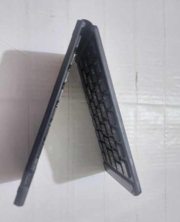 B68 Folding Bluetooth keyboard Rechargeable For Mobile And PC. 