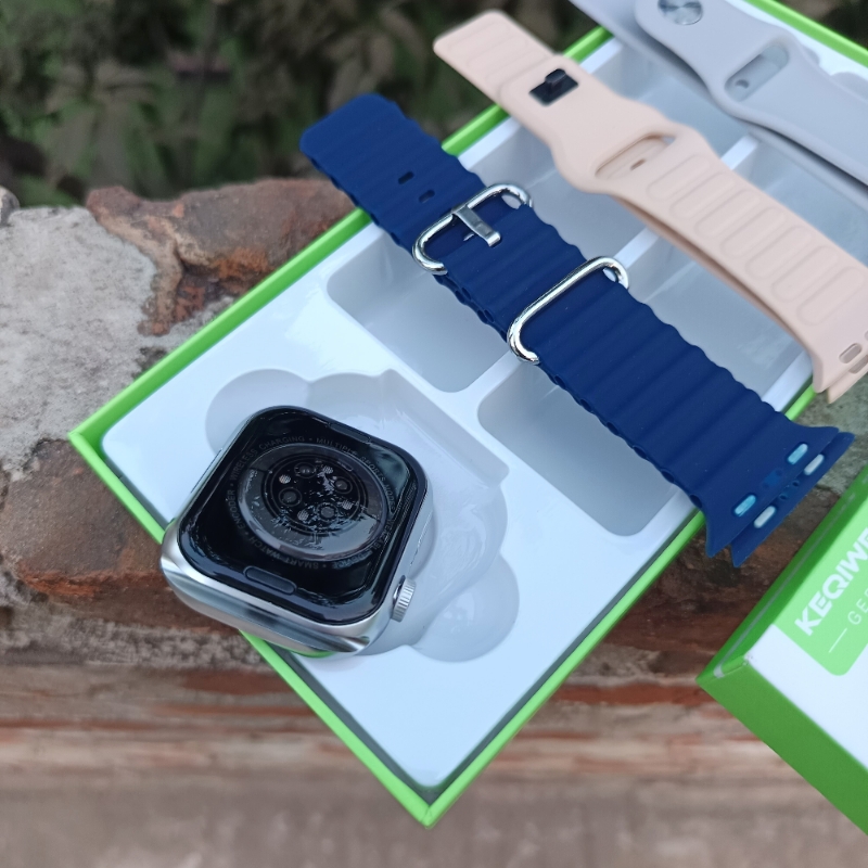 KEQIWEAR KW2 Max HD Curved Screen Wireless Charging & Multi Functional Smartwatch With 3 Bands. 