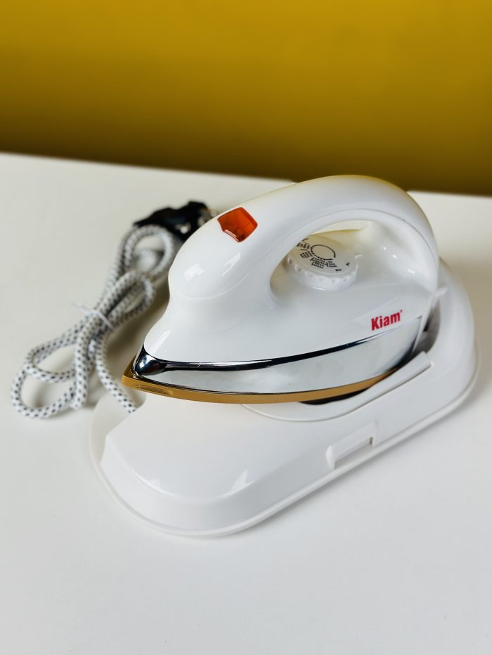 Kiam ES596 1000W Cordless Electric Dry Iron. 
