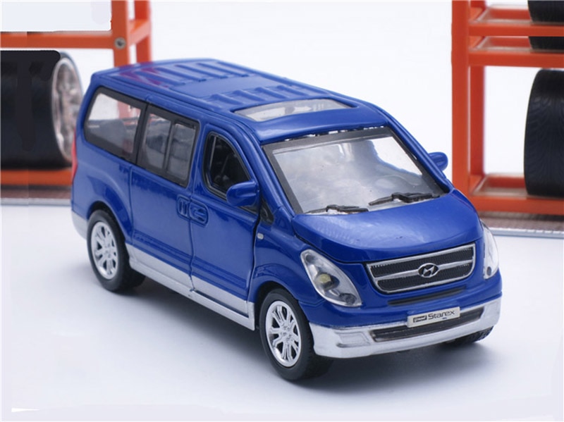 1:32 Hyundai H-1 Grand Starex MPV modèle de voiture en