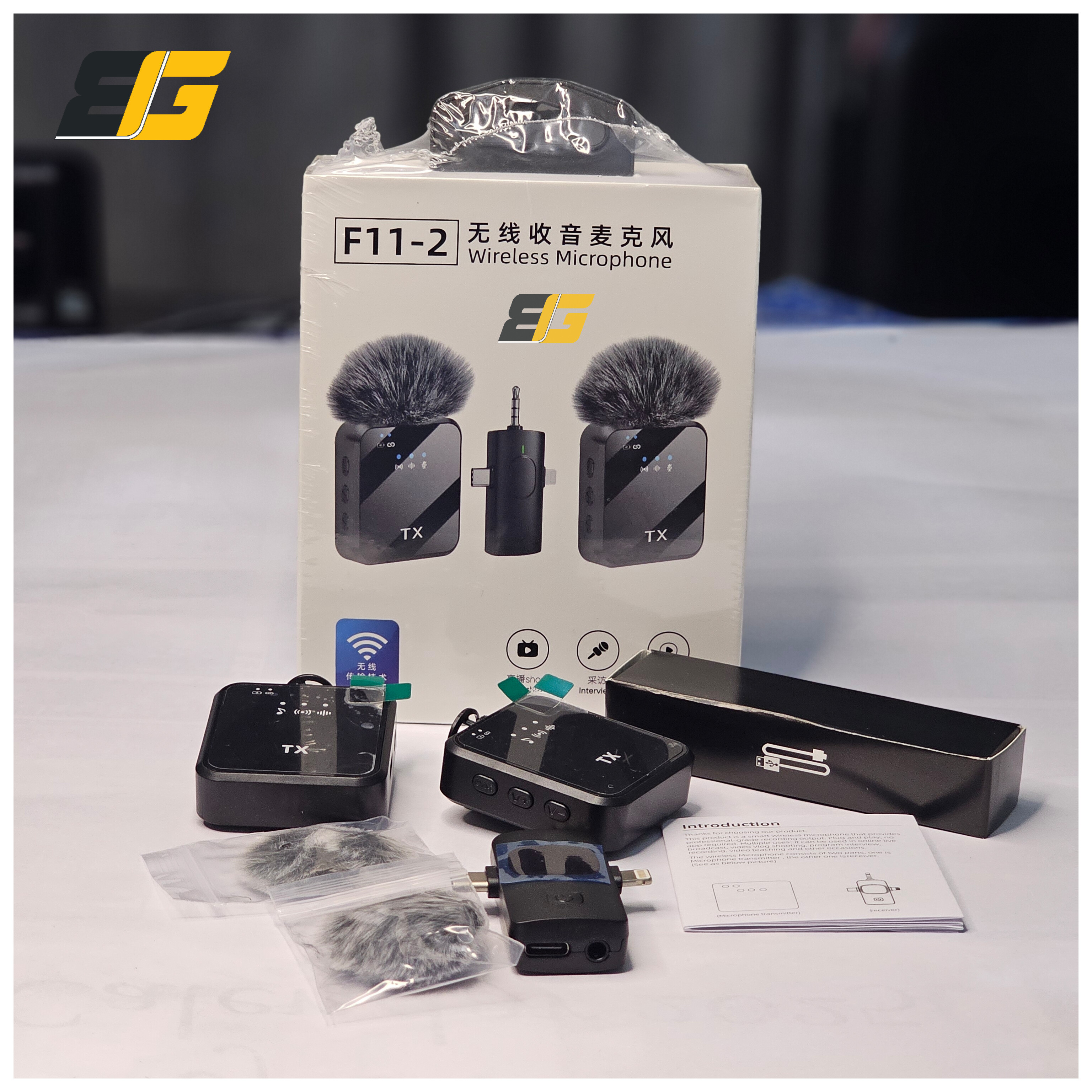 F11-2 Wireless Collar Microphone for iPhone/Android/Type C with 99% Noise Cancellation. 