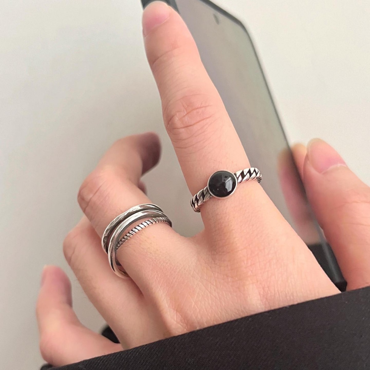 Simple lines cross ring female black drop glaze chain stacked S925 silver open ring ins index finger ring tide. 