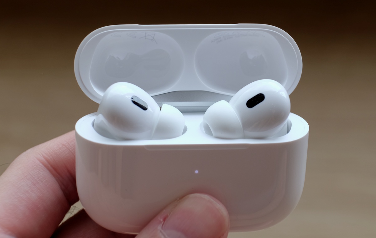 Airpods Pro / TWS Wireless Earbuds Bluetooth Bluetooth Headphone With High Base and Long Battery By Shapla-087650. 