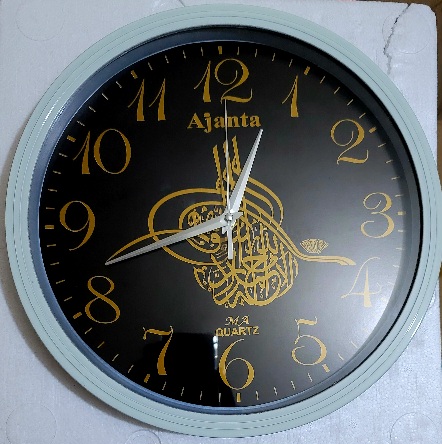 BAEUTYFULL STYLISH ARABIC WHITE AND BLACK WALL CLOCK