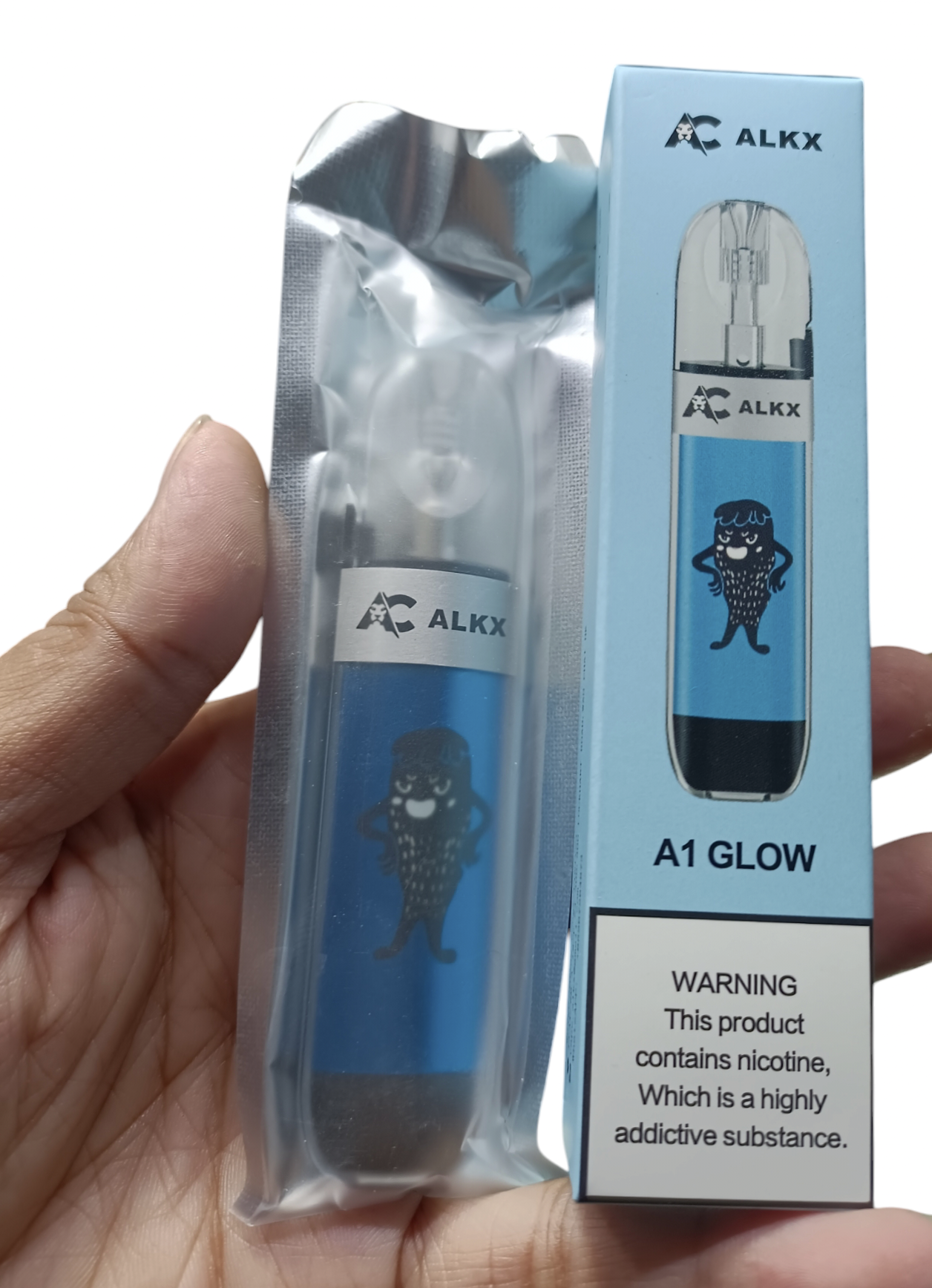2ML Refillable E-Liquid Rechargeable Electronic Sigarette it's Mini Vape (60ml Flavour Juice Free). 