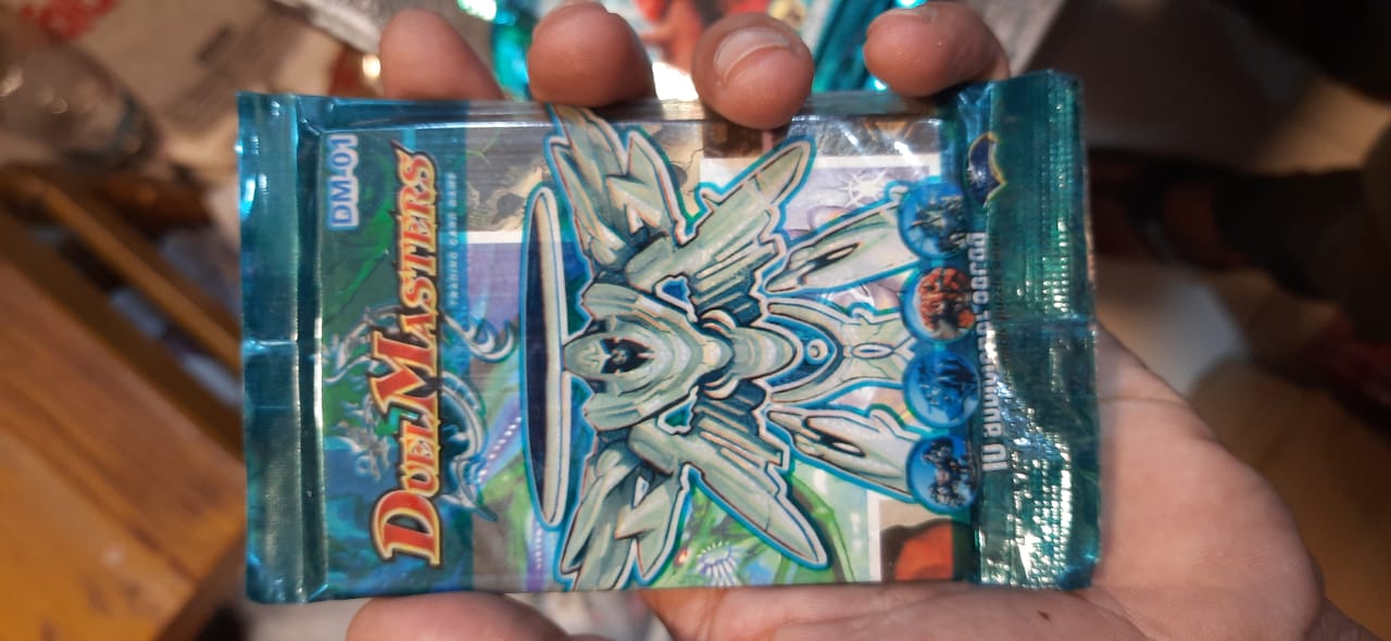1 (0ne) Duel Masters Cards Game Booster Bundle Pack DM-01/02-BUNDLE(Dm01-2pcs Dm02-2pcs Free 01pcs=5pcs combo). 