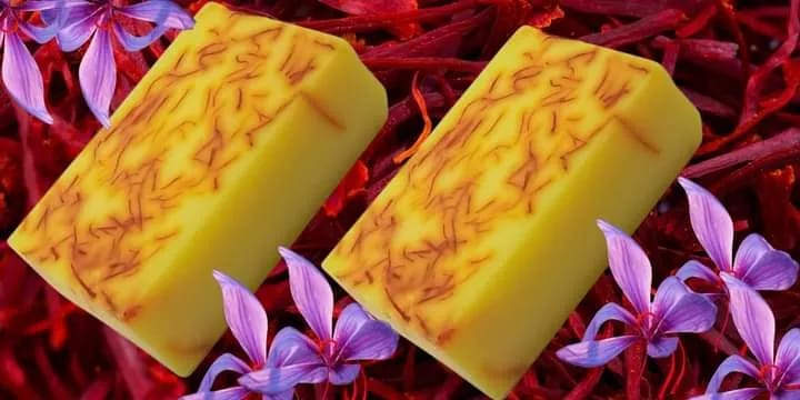 Saffron Sandalwood Handmade Soap – Premium Natural Bath & Skincare Gift 100g - Image 4