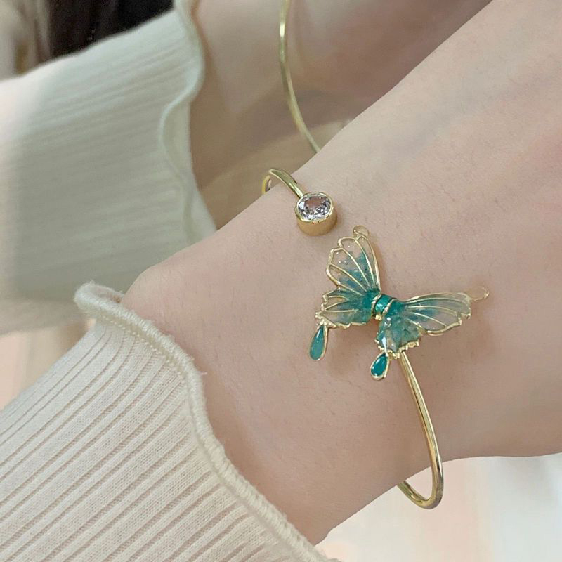 Chinese Style Vintage Opening Adjustable Bangle Elegant Butterfly Bracelet Ring WANNA. 