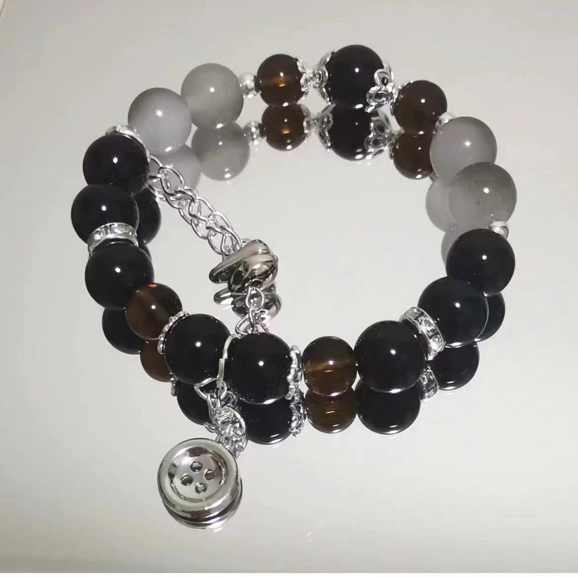 [ Wait for Me after School ] Chen Jingshen Yu Fan Sauce Zibei Novel Bracelet High-Grade Cold Style Button Beaded Bracelet. 