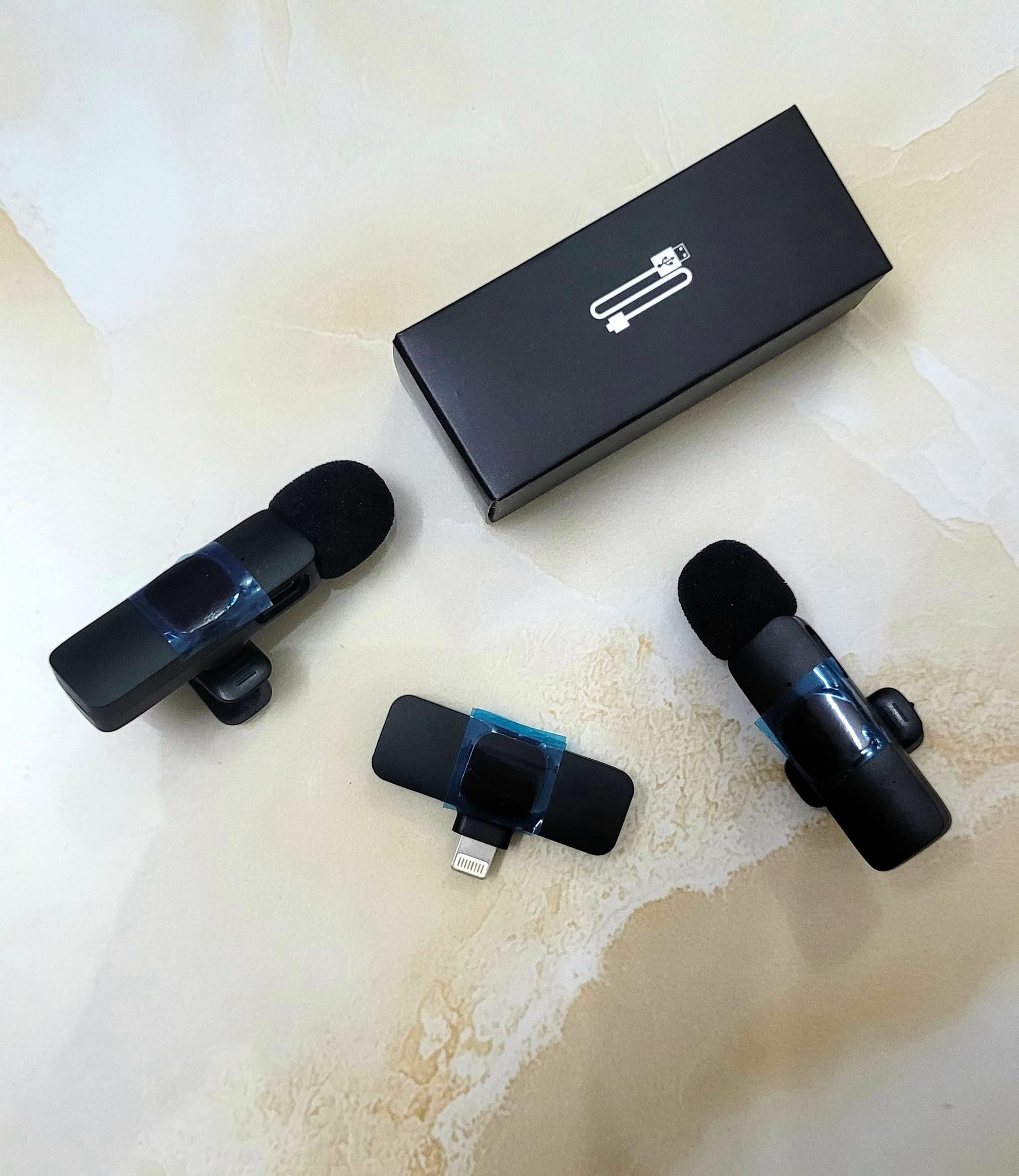 USB Type C to lightning port Dual Bluetooth Microphone K9 Wireless Lavalier Microphone Noise Reduction Outdoor Live Broadcast. 