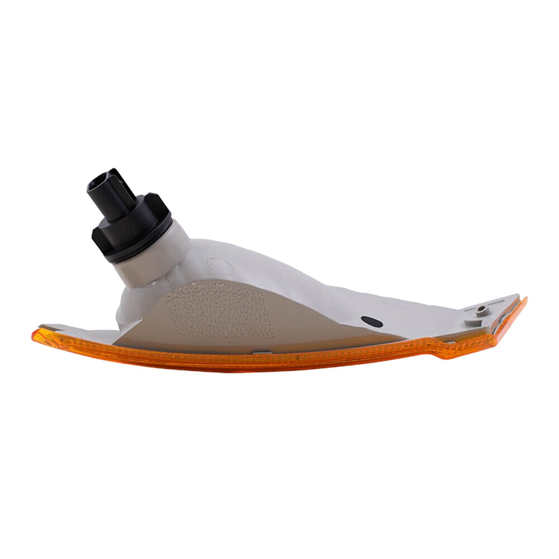 Car Side Marker Indicator 55156766AE 55156767AD Amber for Liberty 2005-2007. 