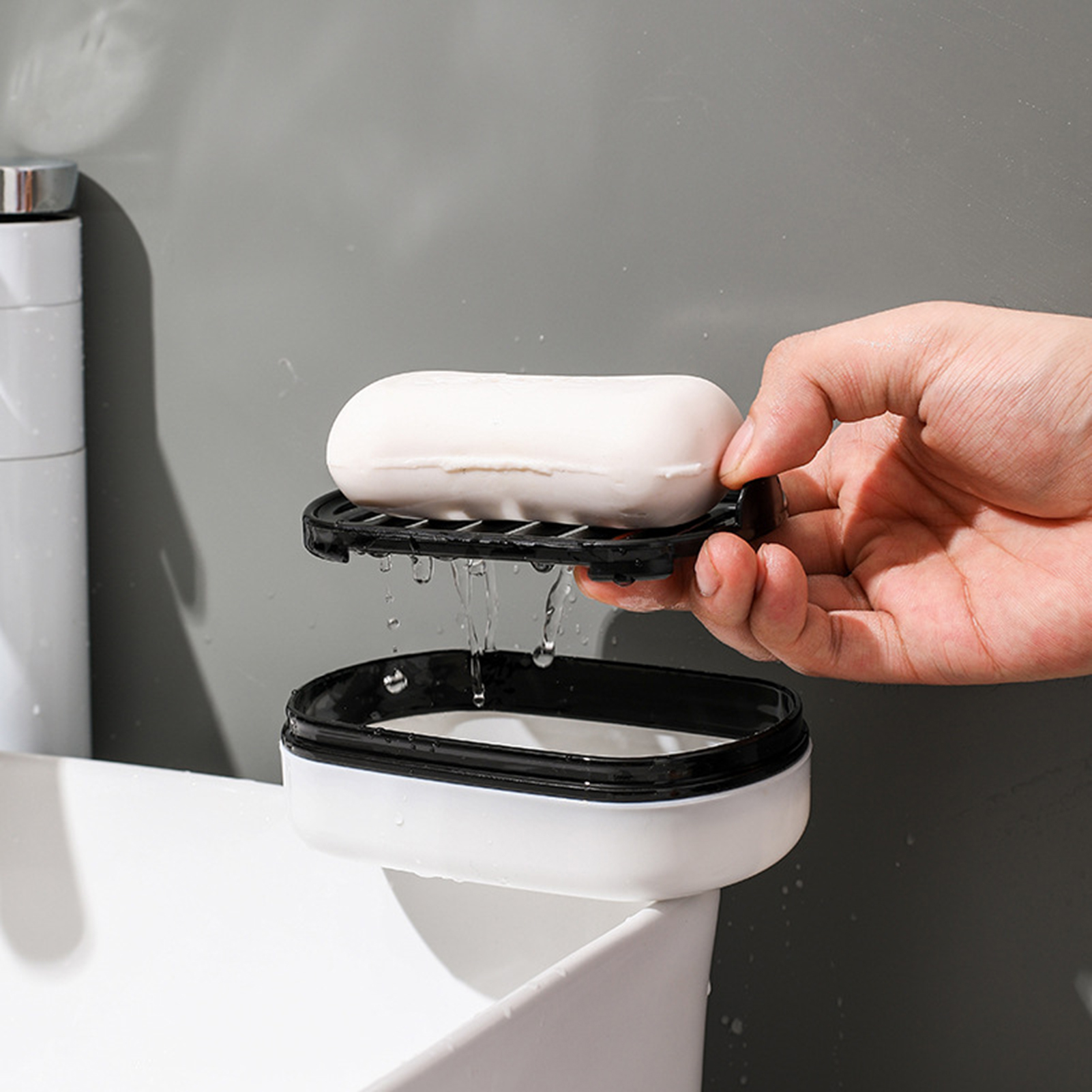 Soap Container Box with Cover Leak-proof Sealing Design Filter Hole Tray Quick Drain Portable Double Layer Travel Soap Holder Bathroom Supplies. 