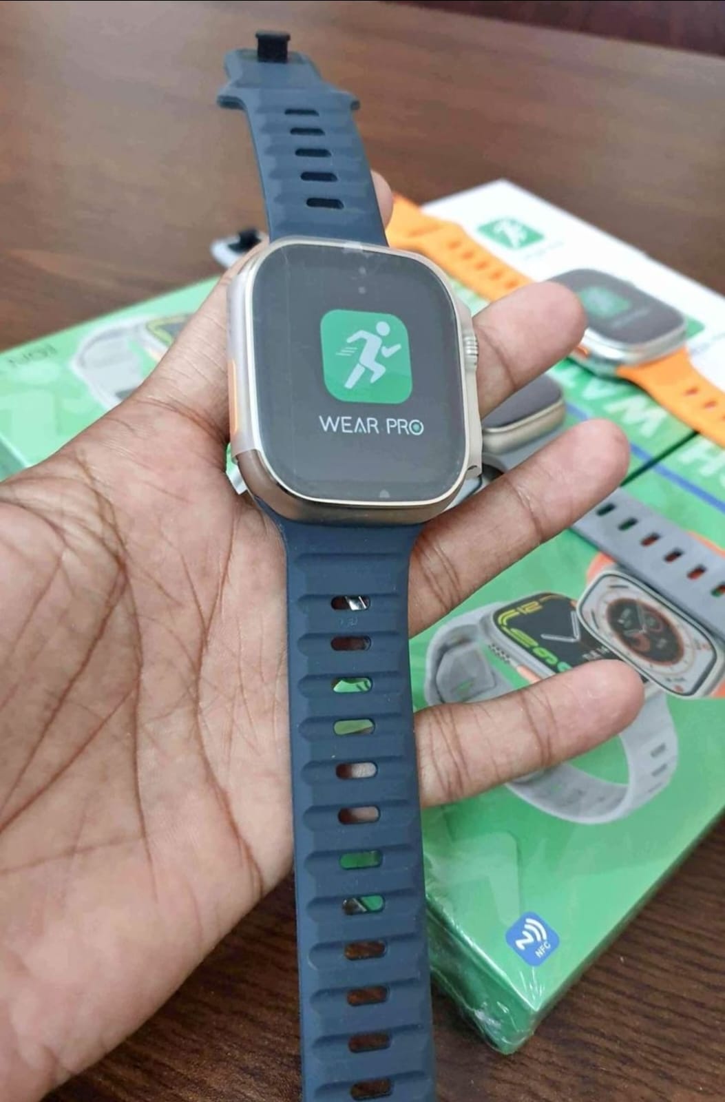 DT NO.1 DT8 Ultra Smart Watch -R gadget. 