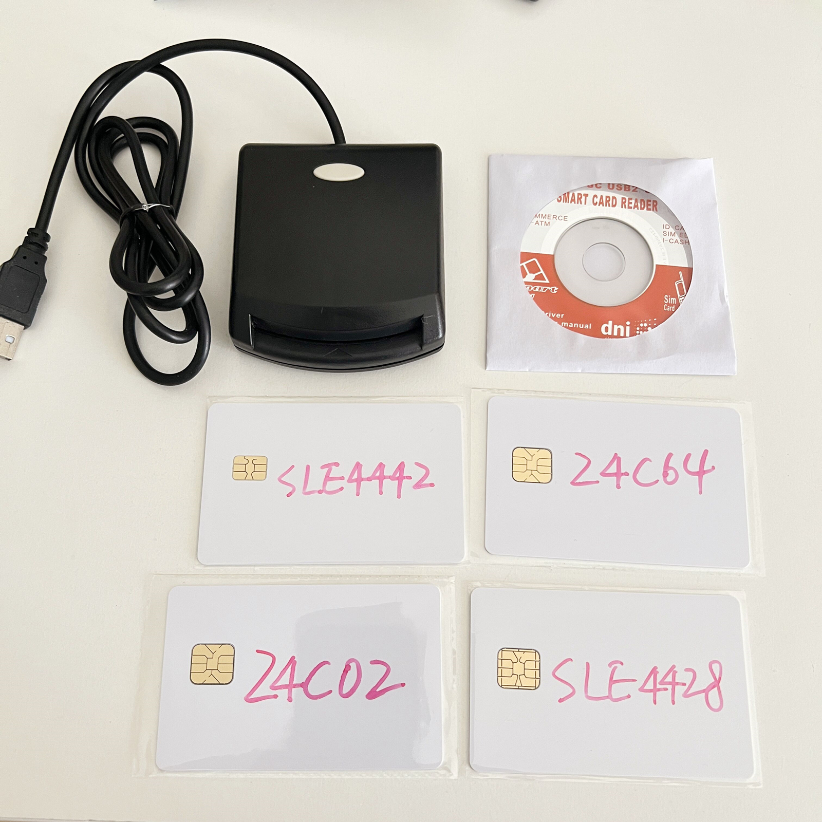 ISO7816 Contact EMV SIM eID Smart Chip Card Reader Writer Programmer for Contact Memory Chip Card +2 PCS Test Cards SDK Kit. 