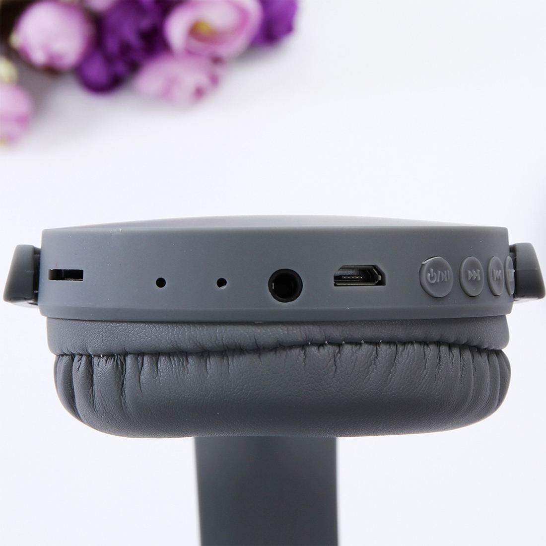 MDR-XB650BT Headband Folding Stereo Wireless Bluetooth Headphone Headset, Support 3.5mm Audio Input & Hands-free Call. 