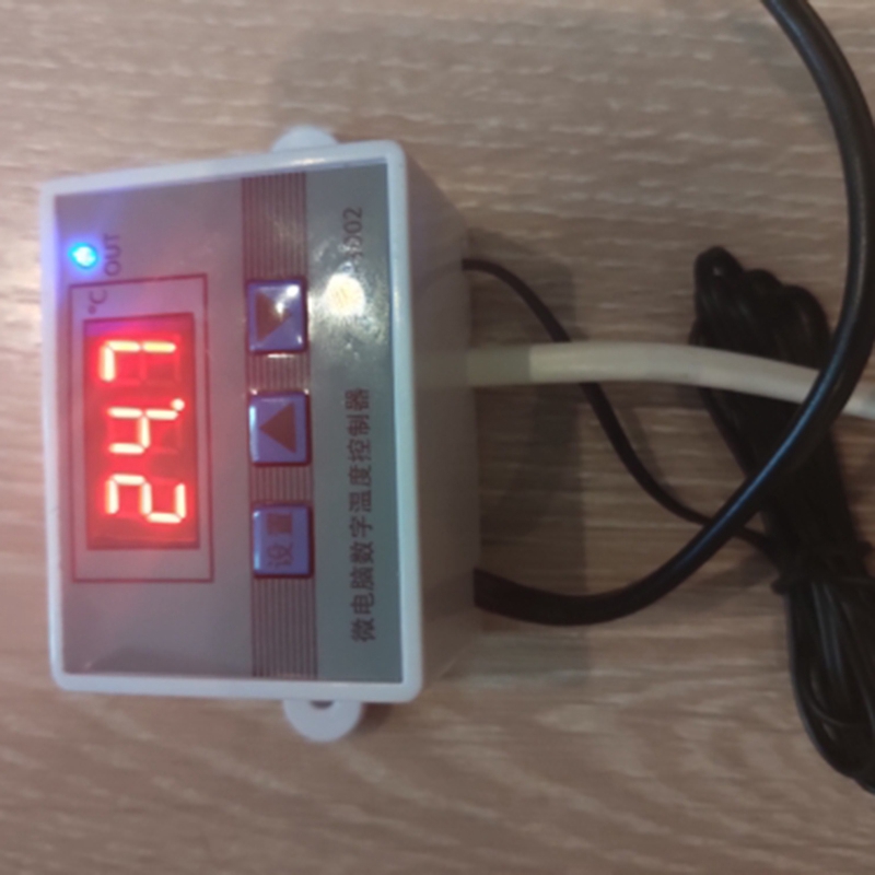 XH-W3002 220V Digital LED Temperature Controller 10A Thermostat Control Switch Probe with Waterproof Sensor W3002. 