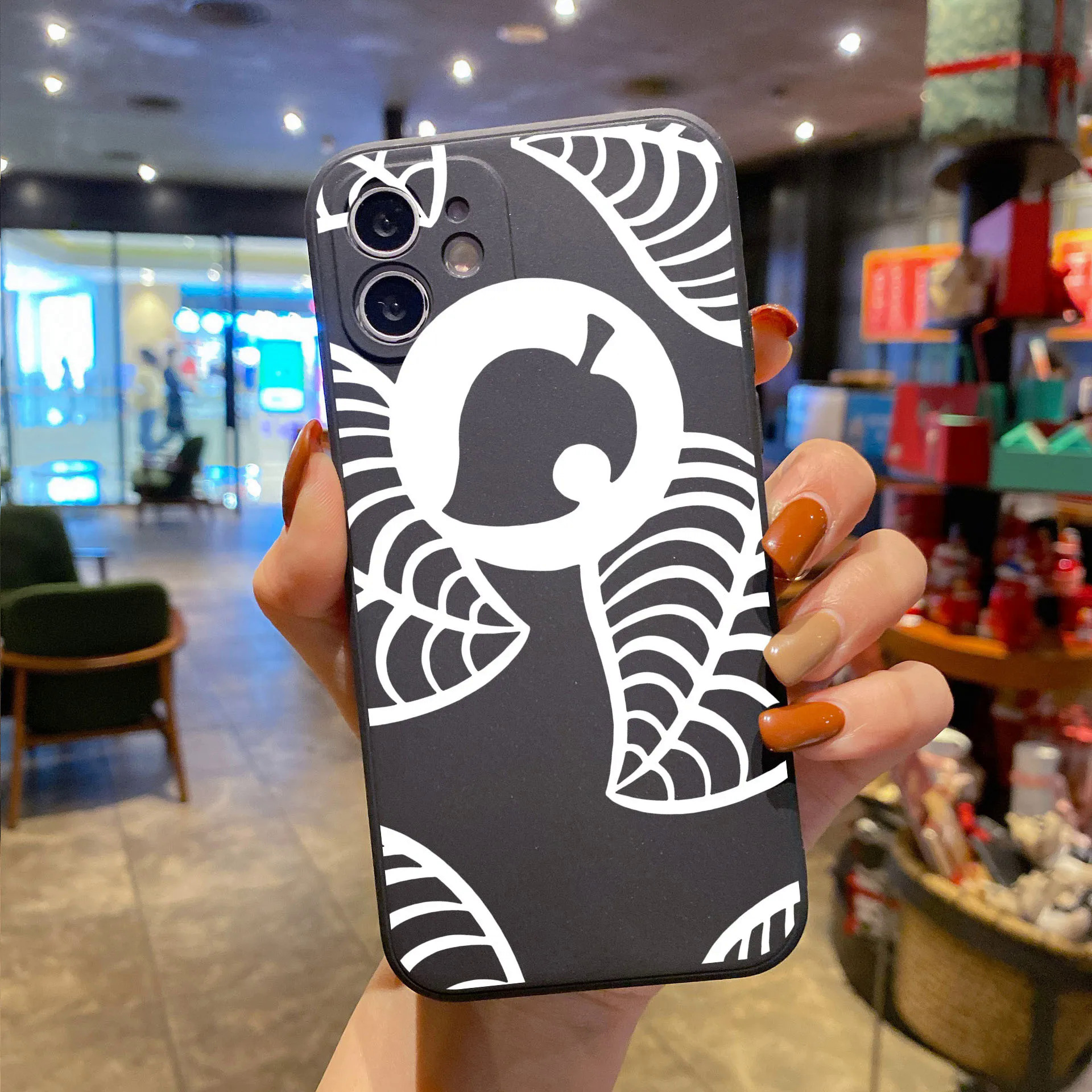 【Healer DingD】Cartoon Animal Crossing Phone Case for IPhone 15 14 13 12 11 Pro Max X XSMAX XR 7 8Plus SE Leaf Pattern Soft Silicone Back Cover. 