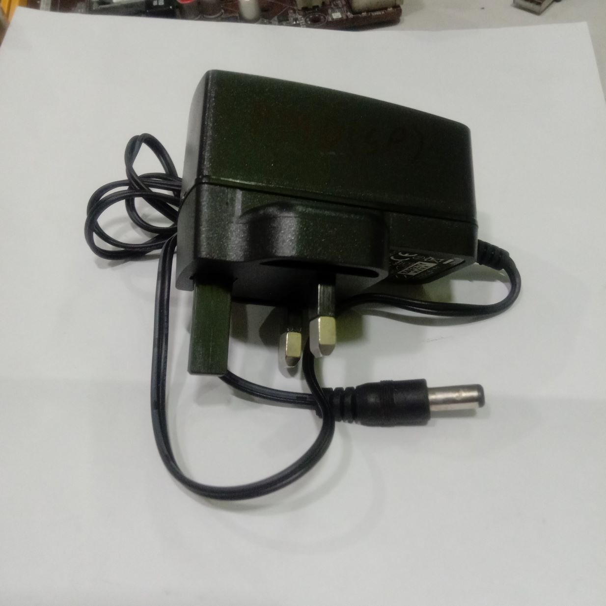 Power Adaptor 9V 0.6amp For Router, Charger Light Etc china High Quality product. 