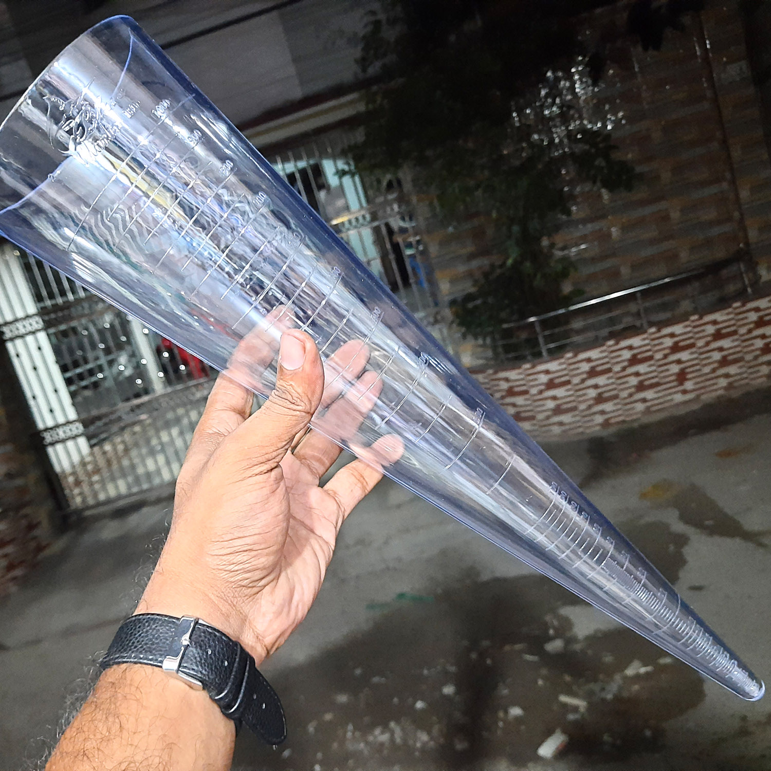Imhoff Cone for Biofloc and Clinical test Beaker 1000ml. 