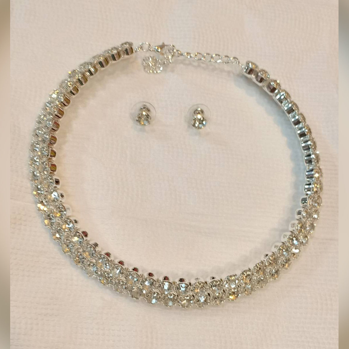 new design metal Stone Jewellery Set For Women