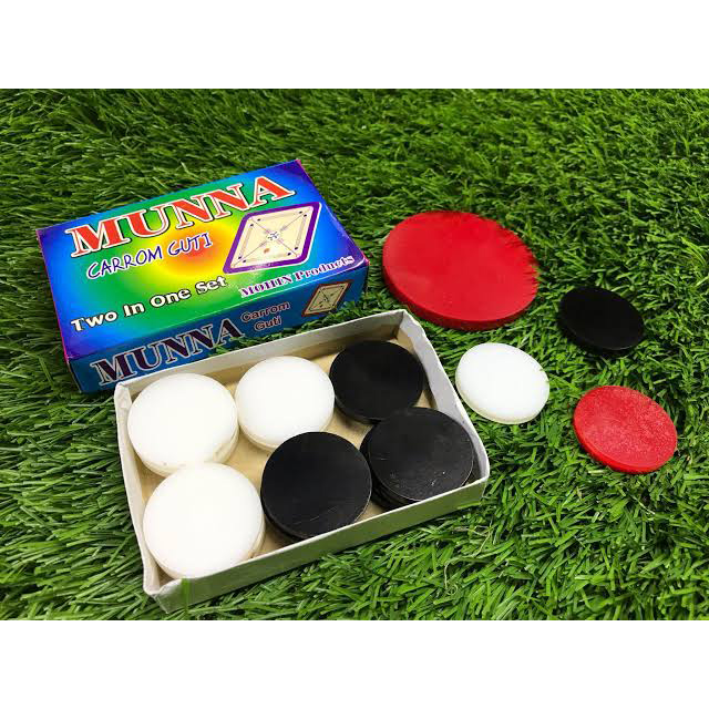 Carrom Coin Set with Striker