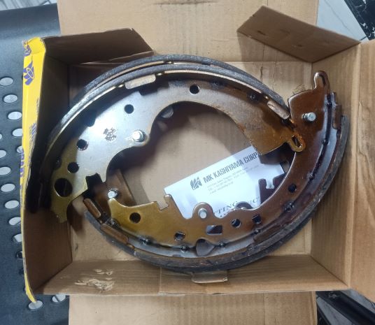 Mk Brake Shoe for Corolla Probox, Succeed etc car. 