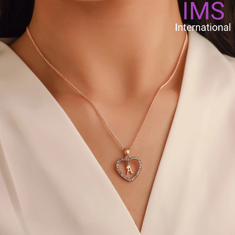 Femme Neck Jewelry Chain Locket 